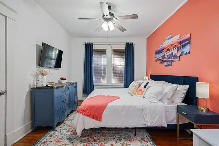 2036 Linden Ave — Photo 6