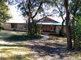 10915 Bar X Trl, Helotes, TX 78023