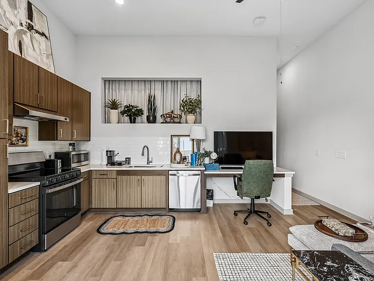 Bartley Lofts — Photo 31