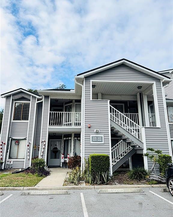 1st image of 9517 DARIEN AVENUE #9517