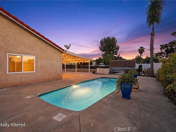 3rd image of 34680 Jennifer Dr