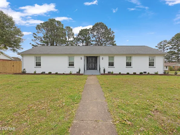 166 Skyridge Dr, Jackson, TN 38305