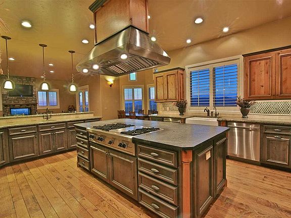 5th image of 22275 E Bennett Ln