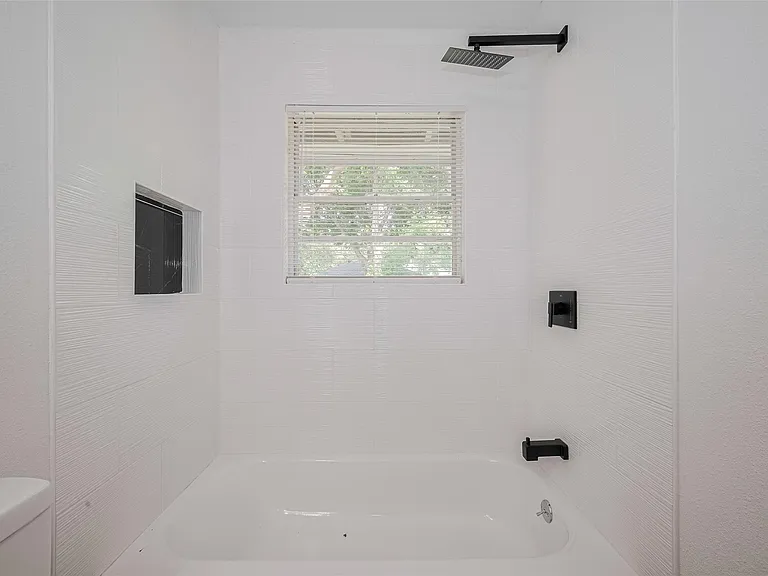 2112 Walnut Ln — Photo 20