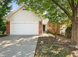 1324 Golden Point Dr, Saint Louis, MO 63146