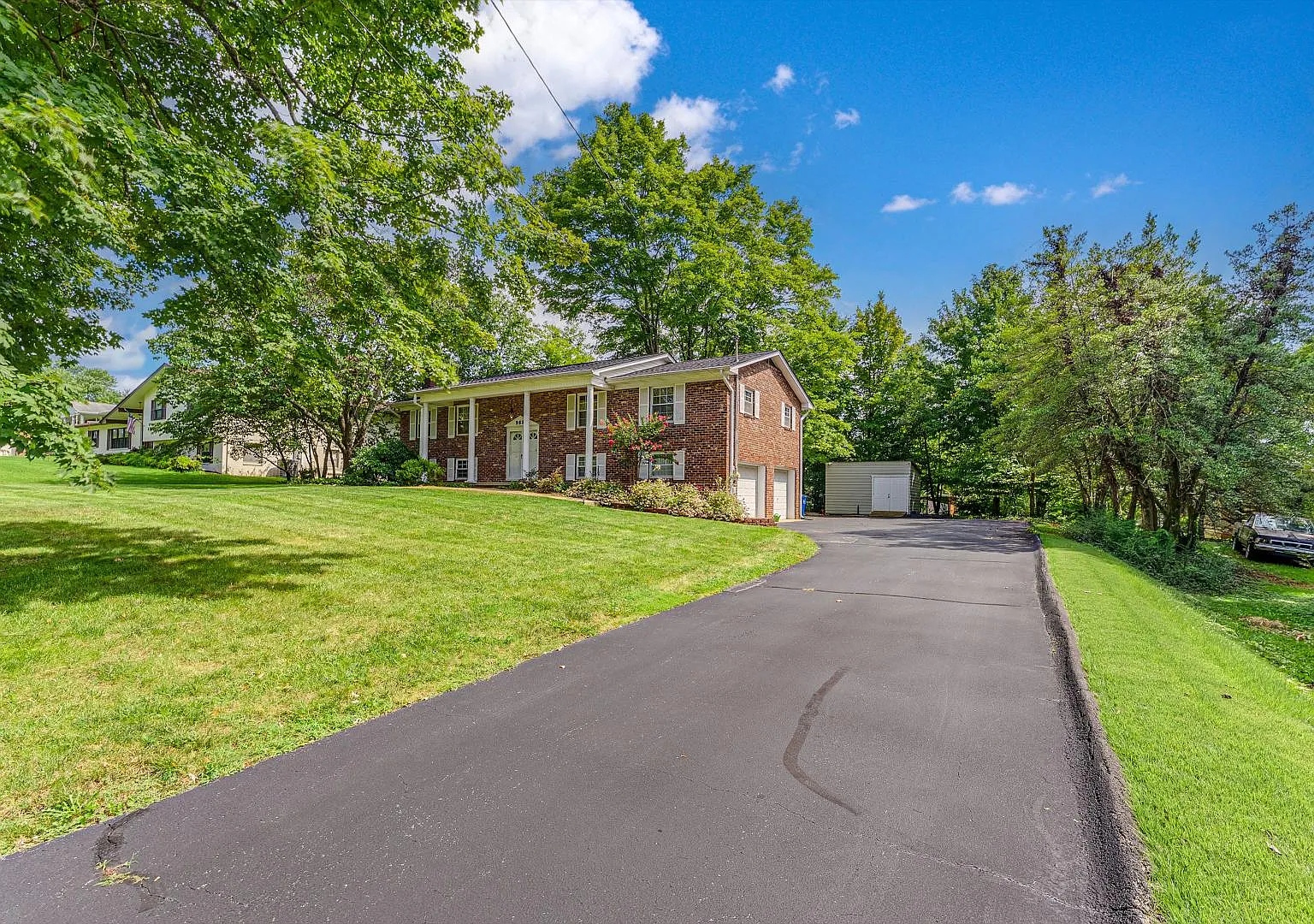 9528 Gulf Park Dr — Photo 3