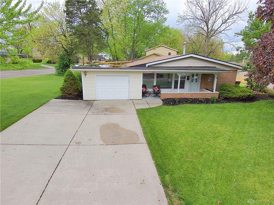 1st image of 3221 Waltham Ave
