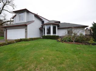 2921 Robinwood Dr, Forest Grove, OR 97116