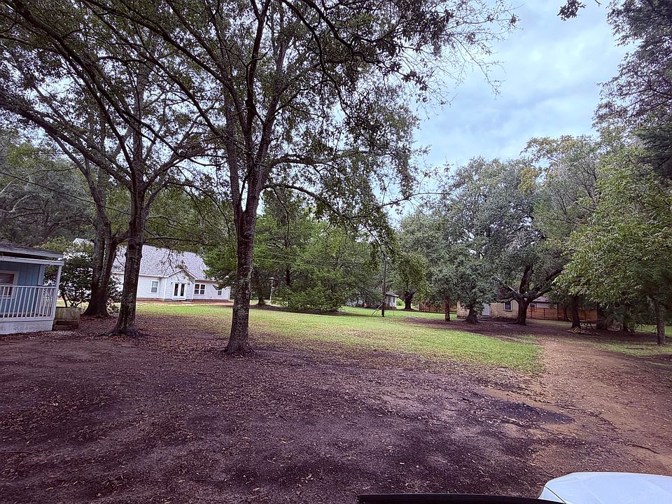 1st image of 1725 Cuffy Ln