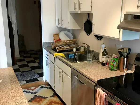 3 Calvin St APT 1, Somerville, MA 02143