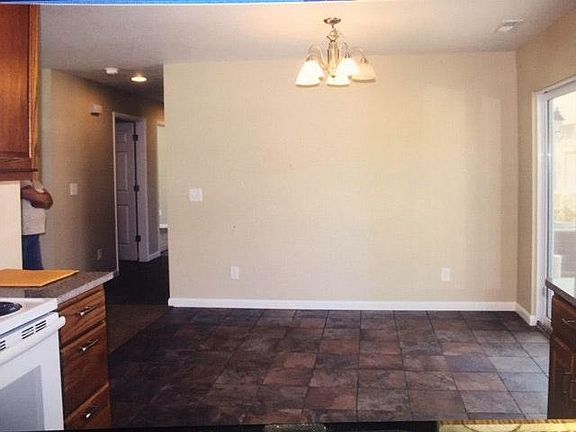 Dining area, view from kitchen