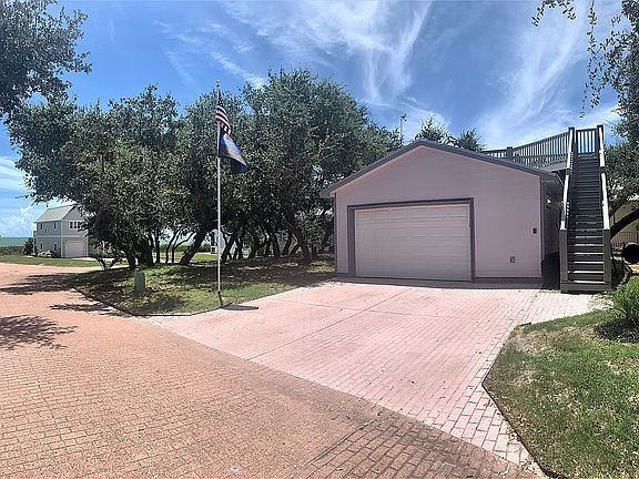 2nd image of 49 Old Cottage Beach Dr