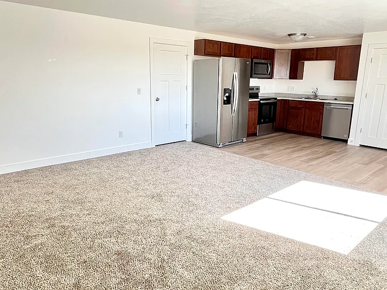 1871 S Fitzroy Rd #B — Photo 2