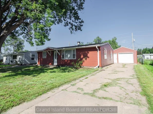 415 N Sherman Ave, Grand Island, NE 68803