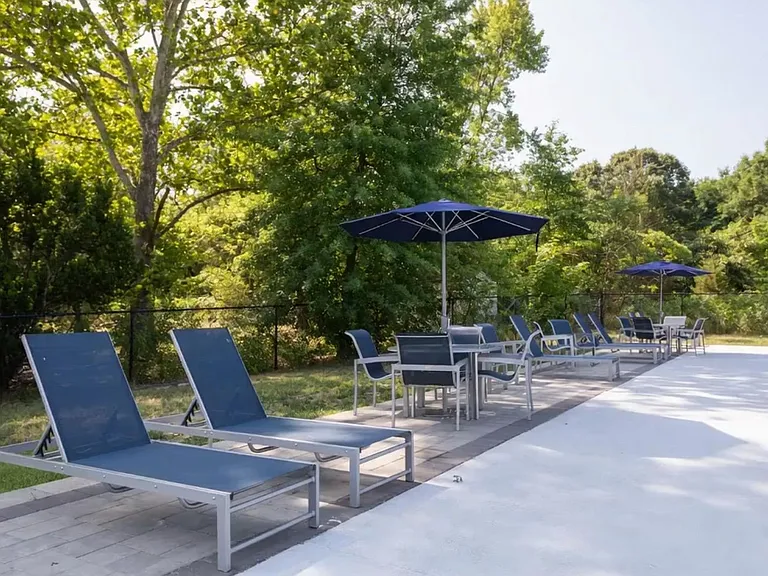 Unwind in style at Willow Pointe Apartments, where relaxation meets luxury. Enjoy our inviting poolside area, perfect for soaking up the sun. Your ideal oasis awaits! Schedule a tour today and find your new home.