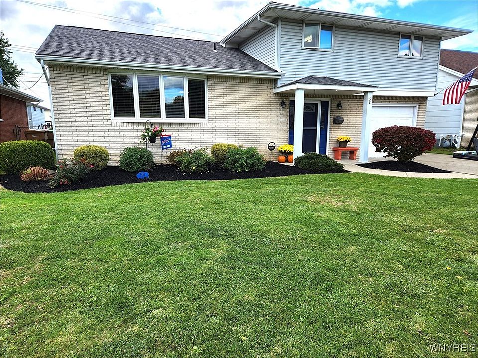 1st image of 58 Fairoaks Ln