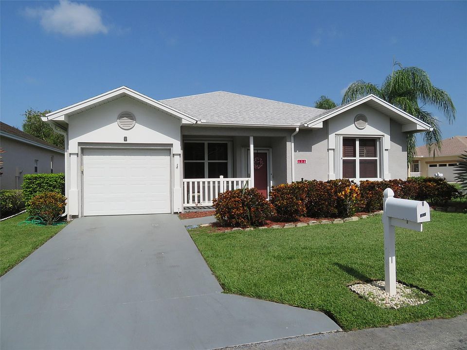 1st image of 535 NW Cortina Lane