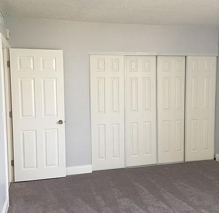 4th image of 2000 NE 135th St APT 610