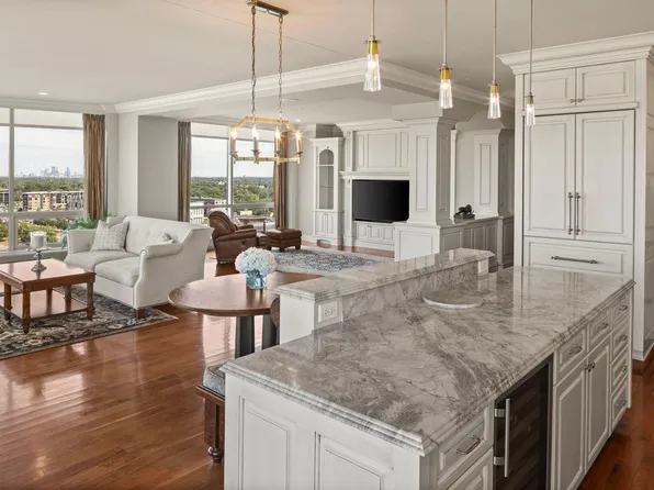 3209 Galleria Unit 1302, Edina, MN 55435