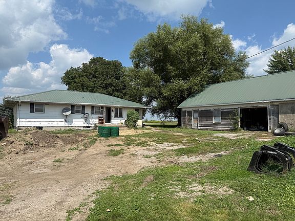 3rd image of 1742 520th Ave