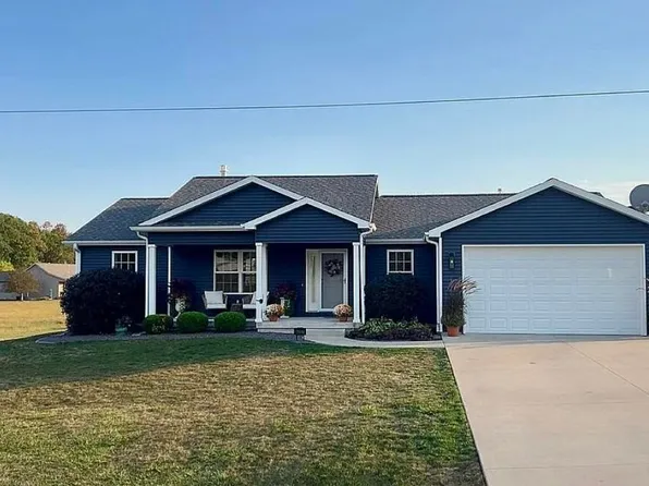 6227 E Sarver Ln, Oakley, IL 62501