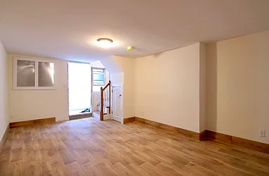 Rented by Street Realty Brokerage LLC