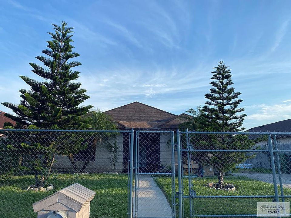 1st image of 7036 Laguna Azul Dr