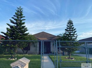 7036 Laguna Azul Dr, Brownsville, TX 78526