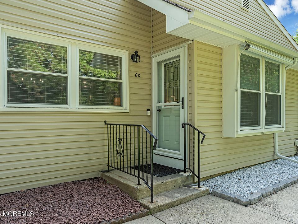 1st image of 6C Columbus Boulevard