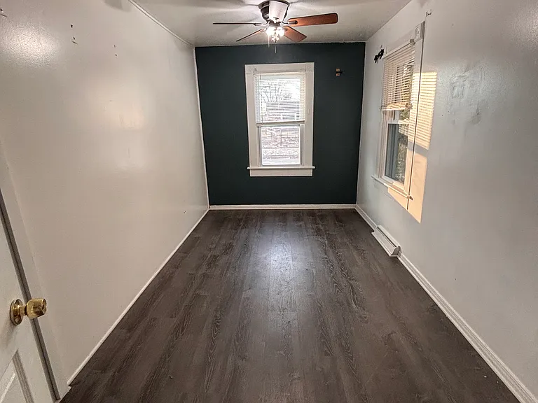 737 N Spring St — Photo 13