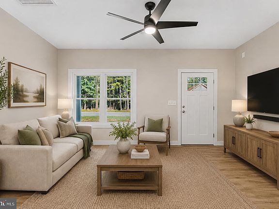 4th image of 54 Bay Pointe Dr