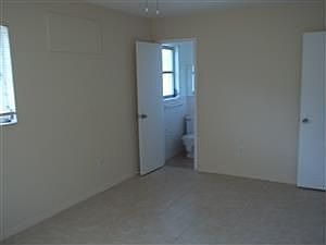 3rd image of 4976 Gary Dr