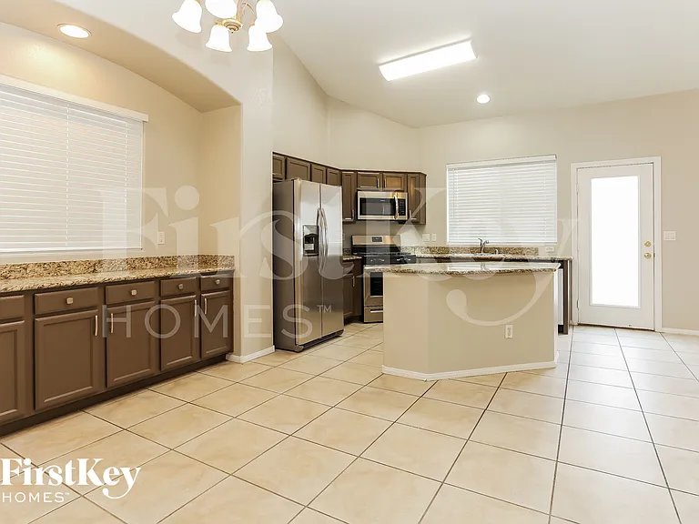 9512 Quitman Ave — Photo 4