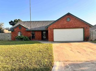 5005 SE 47th St, Lawton, OK 73501