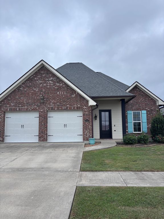 2523 S Point Dr - Property Image