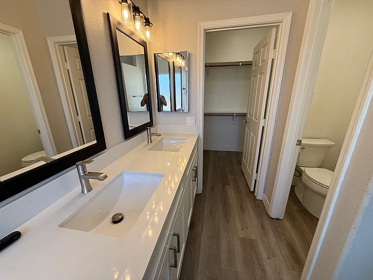 13402 E Boston St — Photo 11