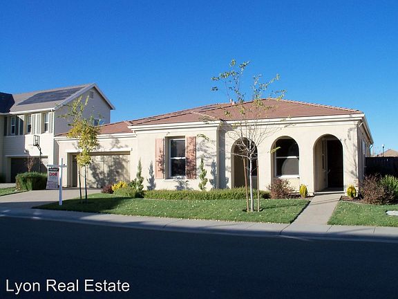 2nd image of 2614 Woodgate Way