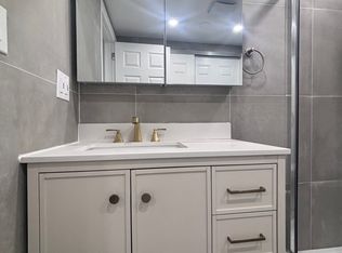 (Undisclosed Address), Hamden, CT 06514