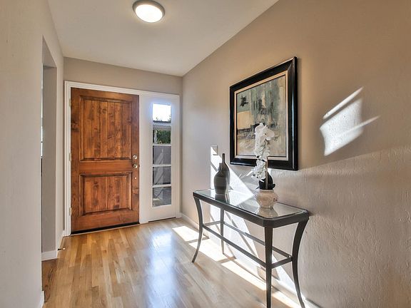 3rd image of 1060 Marilla Ave
