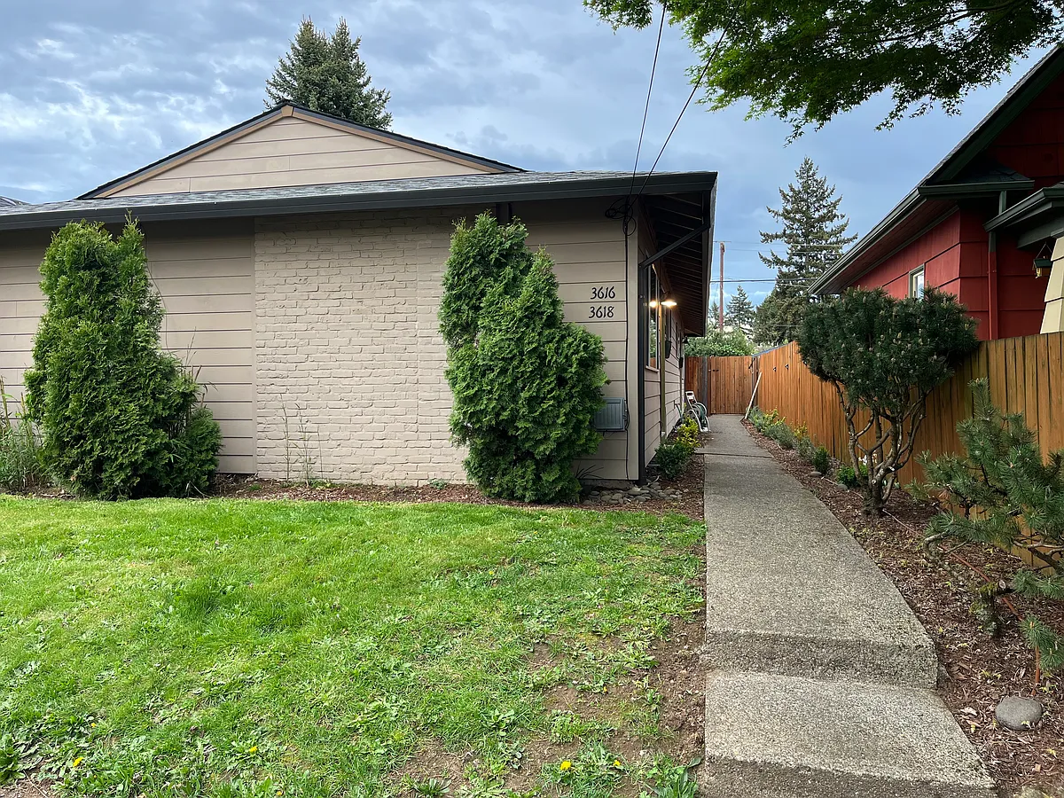 Building Photo - 3616 SE 67th Ave