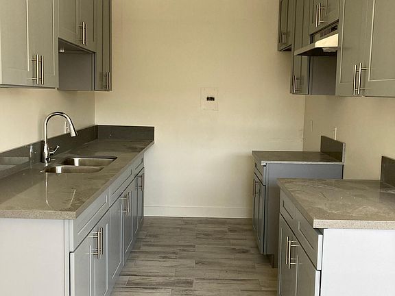 4th image of 1023 S Osage Ave #5