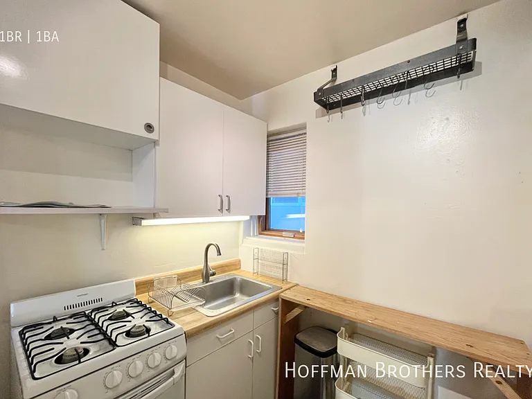 399 Bellevue Ave #A — Photo 5