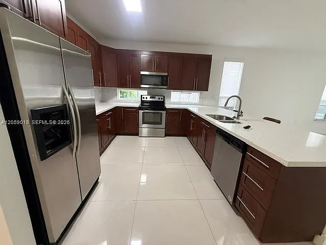 5402 NW 120th Ave — Photo 3