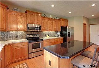3rd image of 1615 N 174th St