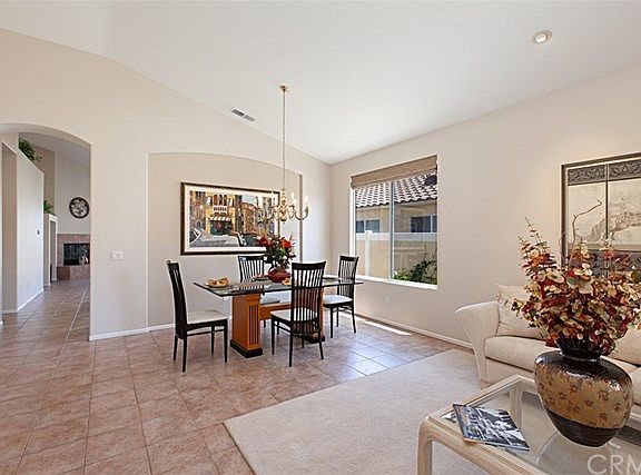 3rd image of 40242 Colony Dr