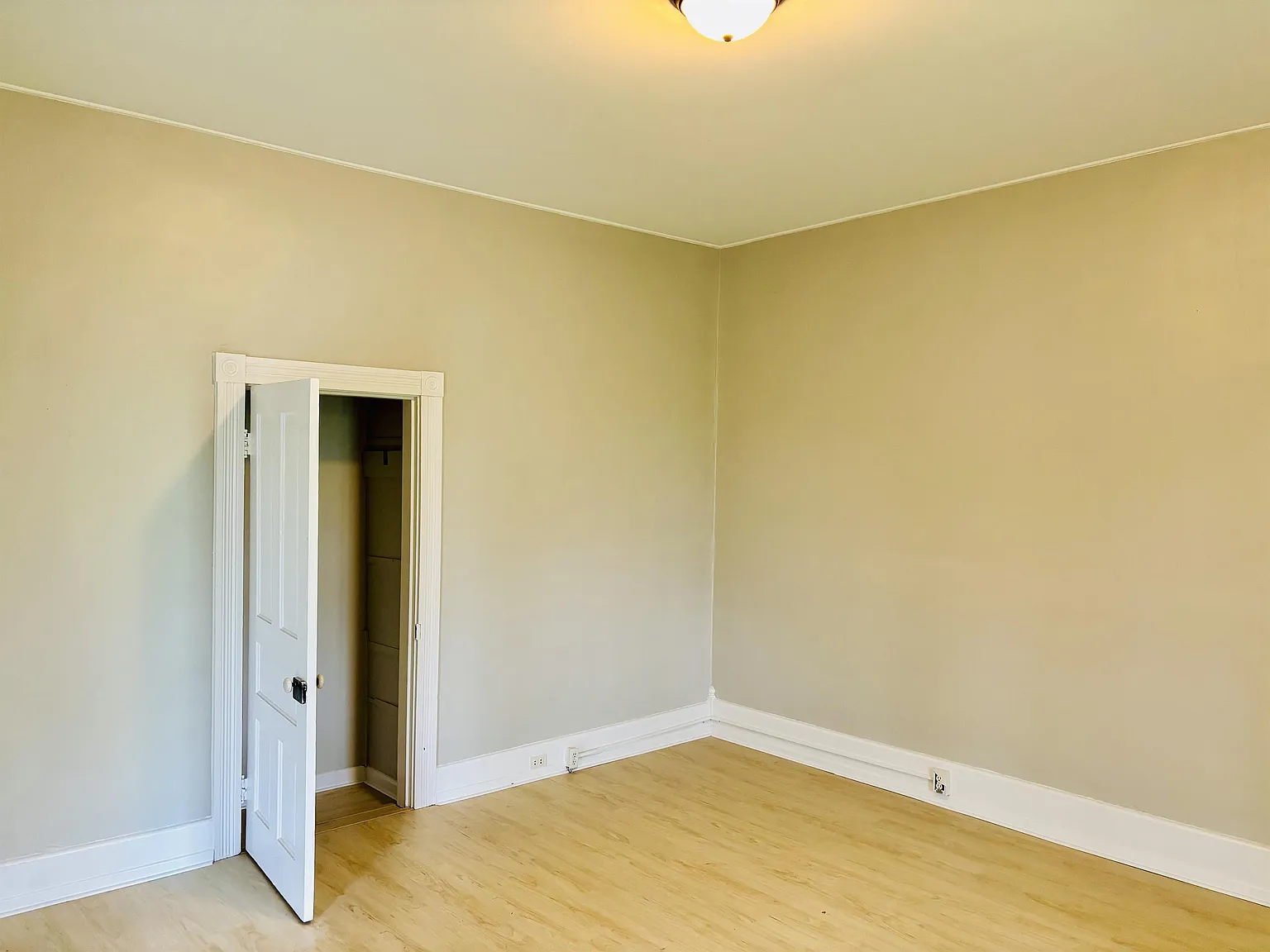 1822 Highland Avenue - 2 — Photo 4