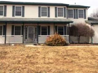 W319S8917 Excelsior Ln, Mukwonago, WI 53149