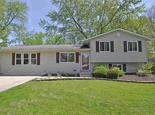 1514 Hampton Ct, Mishawaka, IN 46544