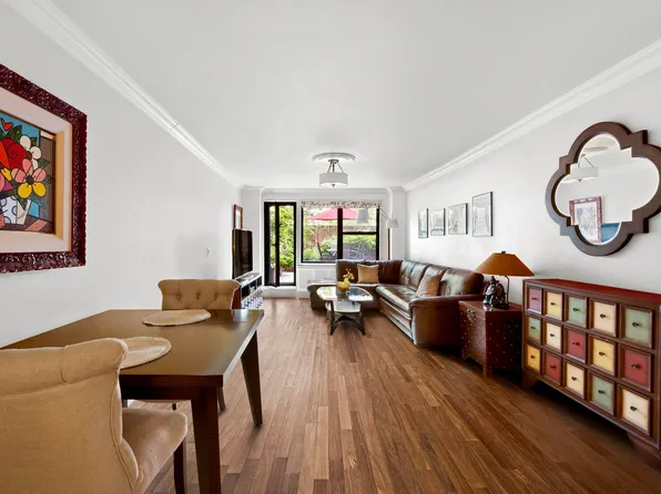 301 East 62nd Street image 1 of 12