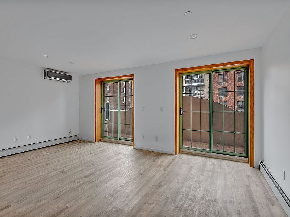 1st image of 134-43 Maple Ave #2A